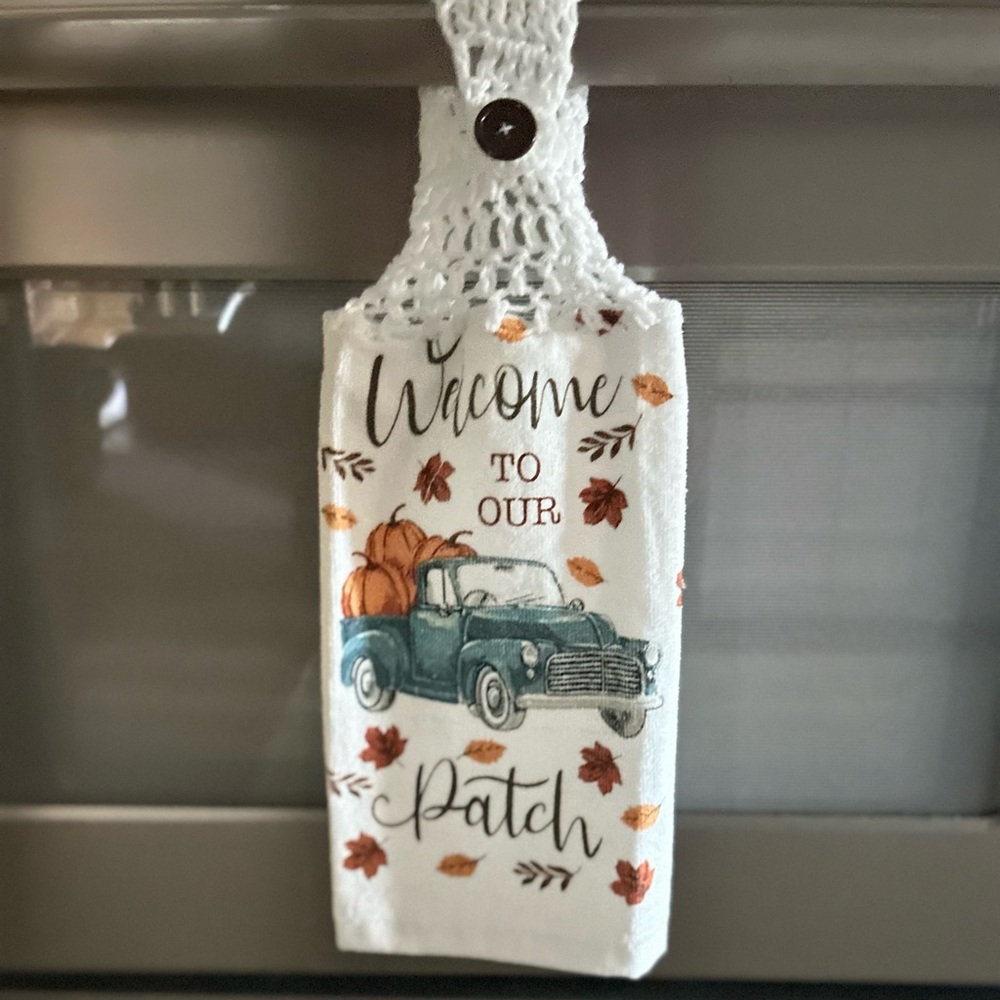 HAND CRAFTED Colorful Fall Pumpkins Crochet Top Hanging Kitchen Hand Towel - Picture 7 of 9